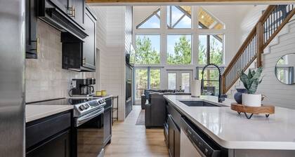 Modern Serene A-Frame Cabin in the Heart of Broken Bow