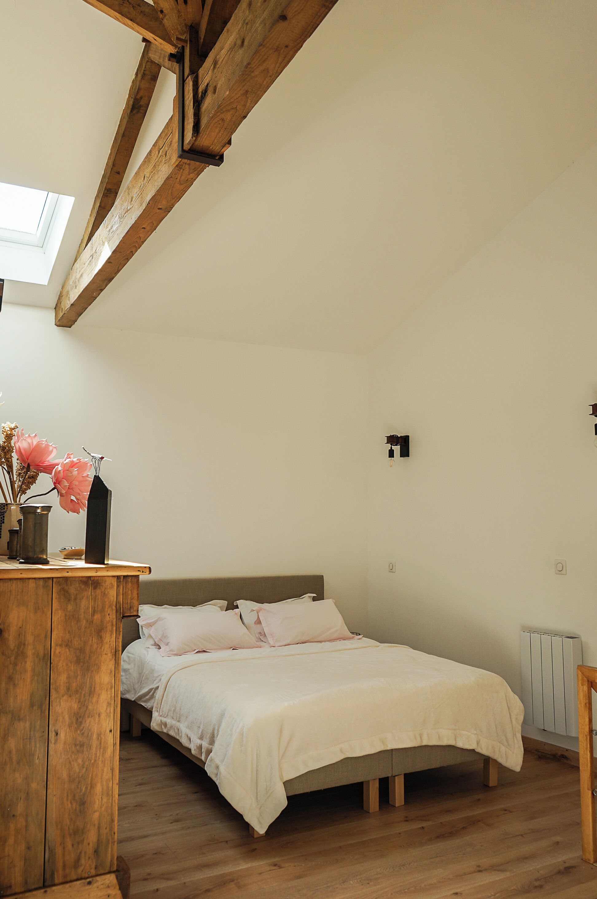 1 chambre, fer et planche à repasser, Wi-Fi gratuit, draps fournis