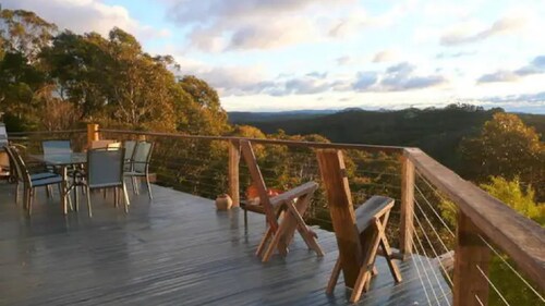 Nagual Retreat in  Leura with views