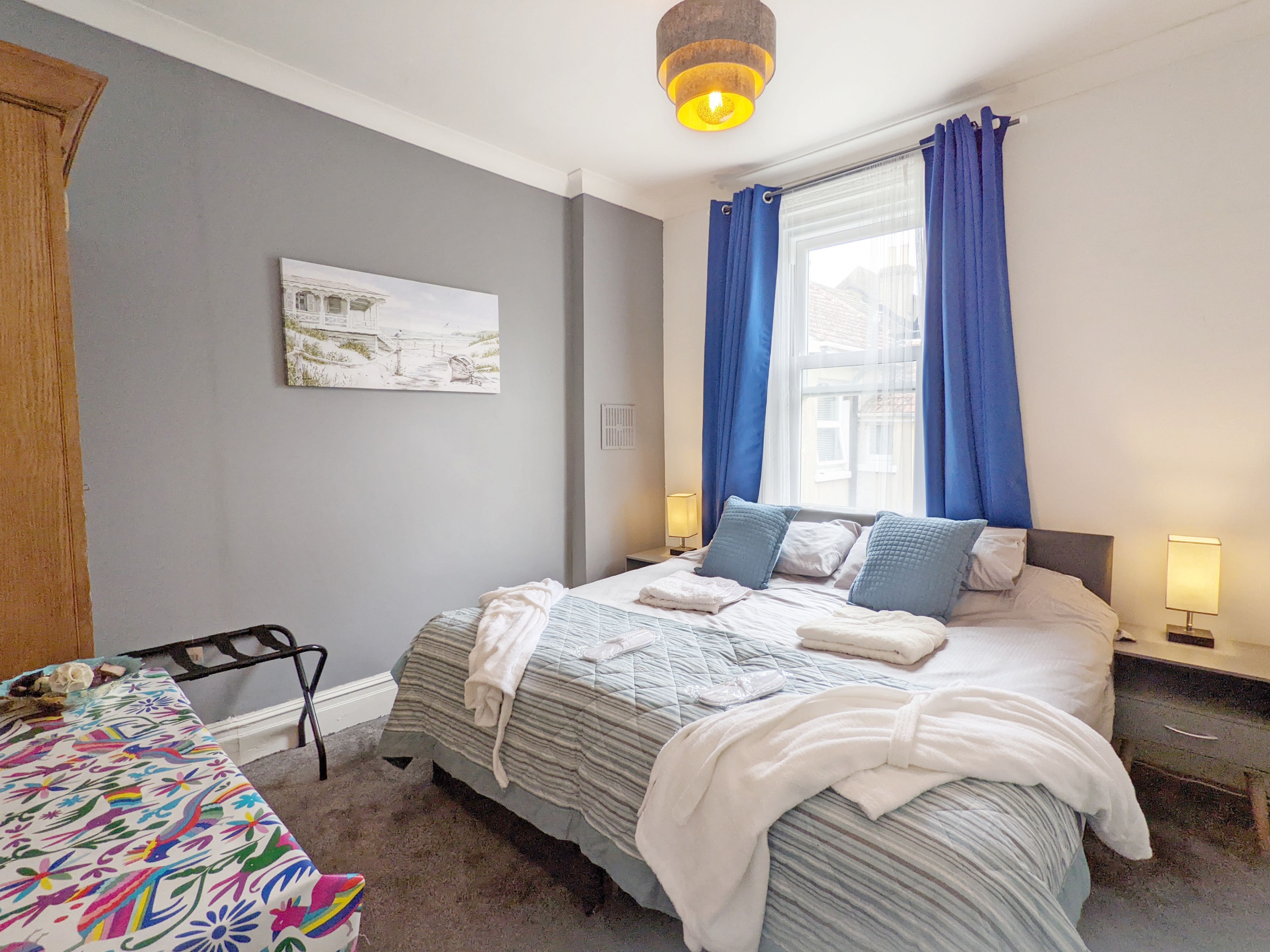 3 bedrooms, WiFi, bed sheets