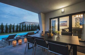 Outdoor dining - Villa Tika in Jadreski (Jadreski)