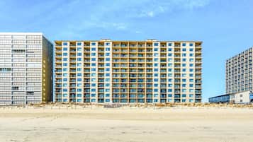 Condo, 2 Bedrooms | Exterior