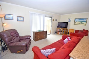 Condo, 3 habitaciones | Sala de estar