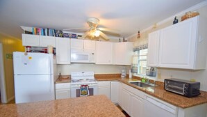 Kondominium, 3 kamar tidur | Dapur pribadi