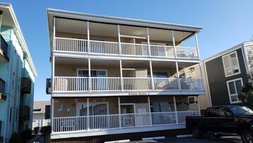 Condo, 3 Bedrooms | Exterior