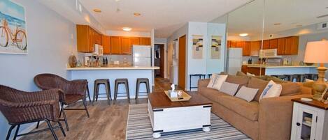 Condo, 1 Bedroom | Living room
