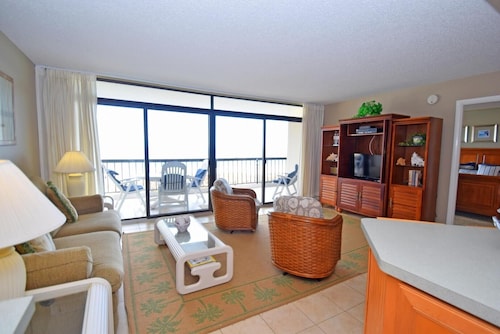 Irene 506 2 Bedroom Condo by RedAwning