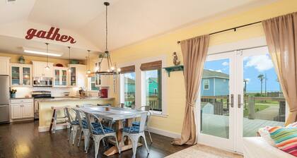 Coastal Chic Cabin 3 Bedroom Home by Redawning