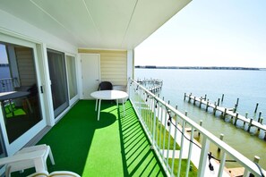 Condo, 2 Bedrooms | Outdoor dining