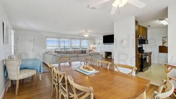 House, 4 Bedrooms | Interior