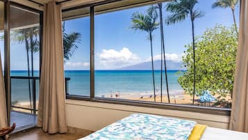 Condo, 2 Bedrooms | 2 bedrooms, iron/ironing board, free WiFi