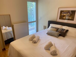 2 makuuhuonetta, silitysrauta/-lauta, ilmainen Wi-Fi, vuodevaatteet