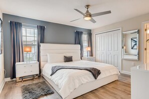 4 bedrooms, iron/ironing board, WiFi, bed sheets