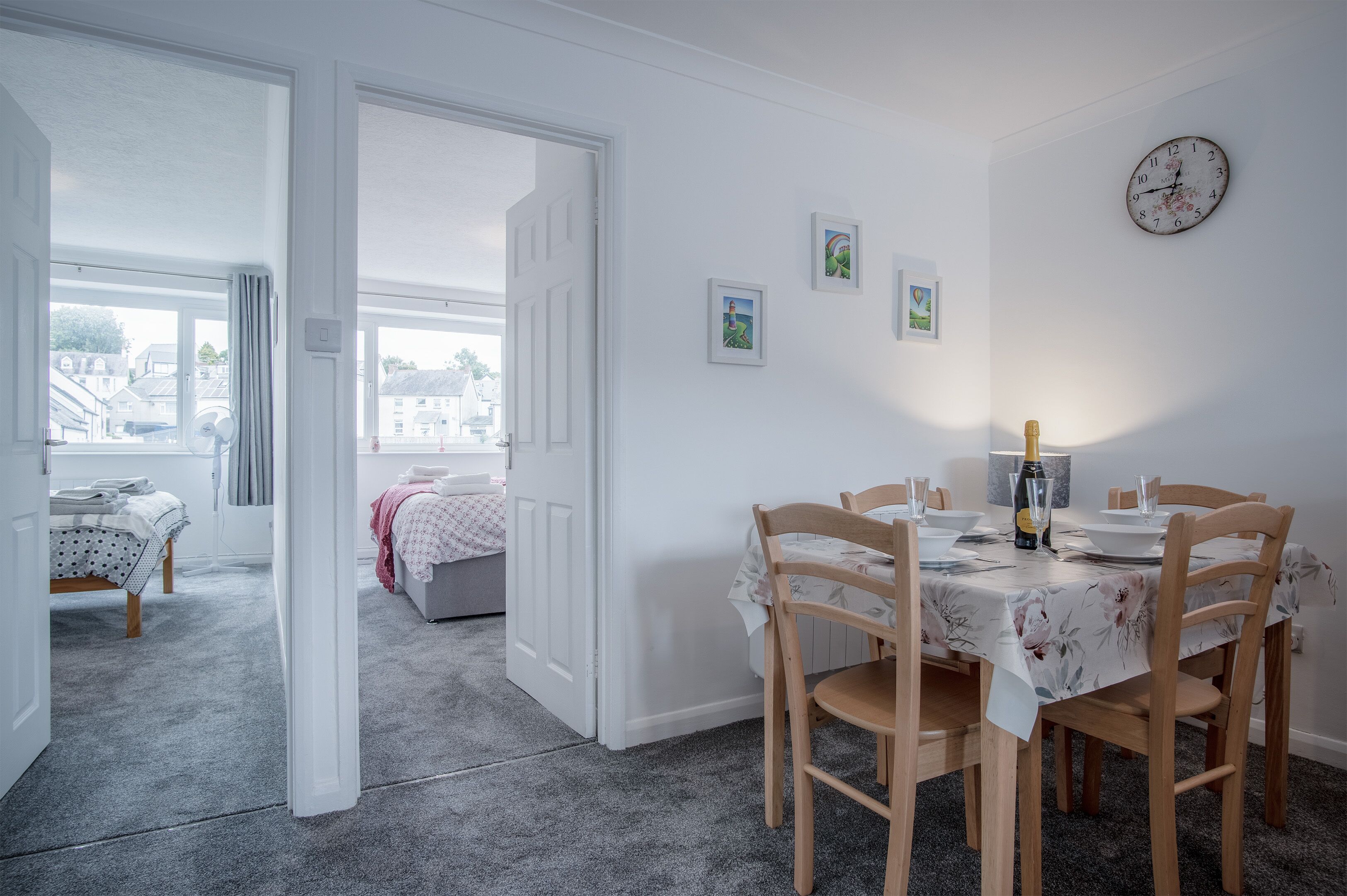 Appartement (2 Bedrooms) | Coin séjour