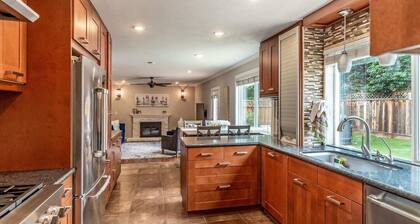 Spacious and comfortable 5-bedroom home in San Jose, ideal for families, relocations, and extended stays. Features a private backyard, ample parking, and easy access to major highways, tech campuses, and local dining.