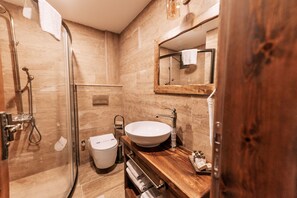 Standard Room | Bathroom | Free toiletries, hair dryer, slippers, towels