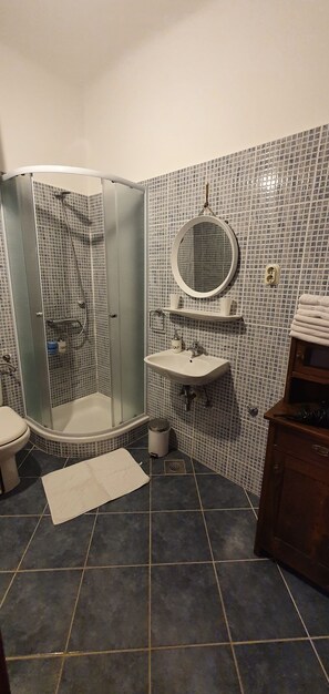 Comfort Room | Bathroom