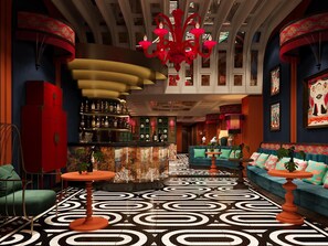 Front of property - L’HÔTEL du LAC Hanoi (Hanoi)