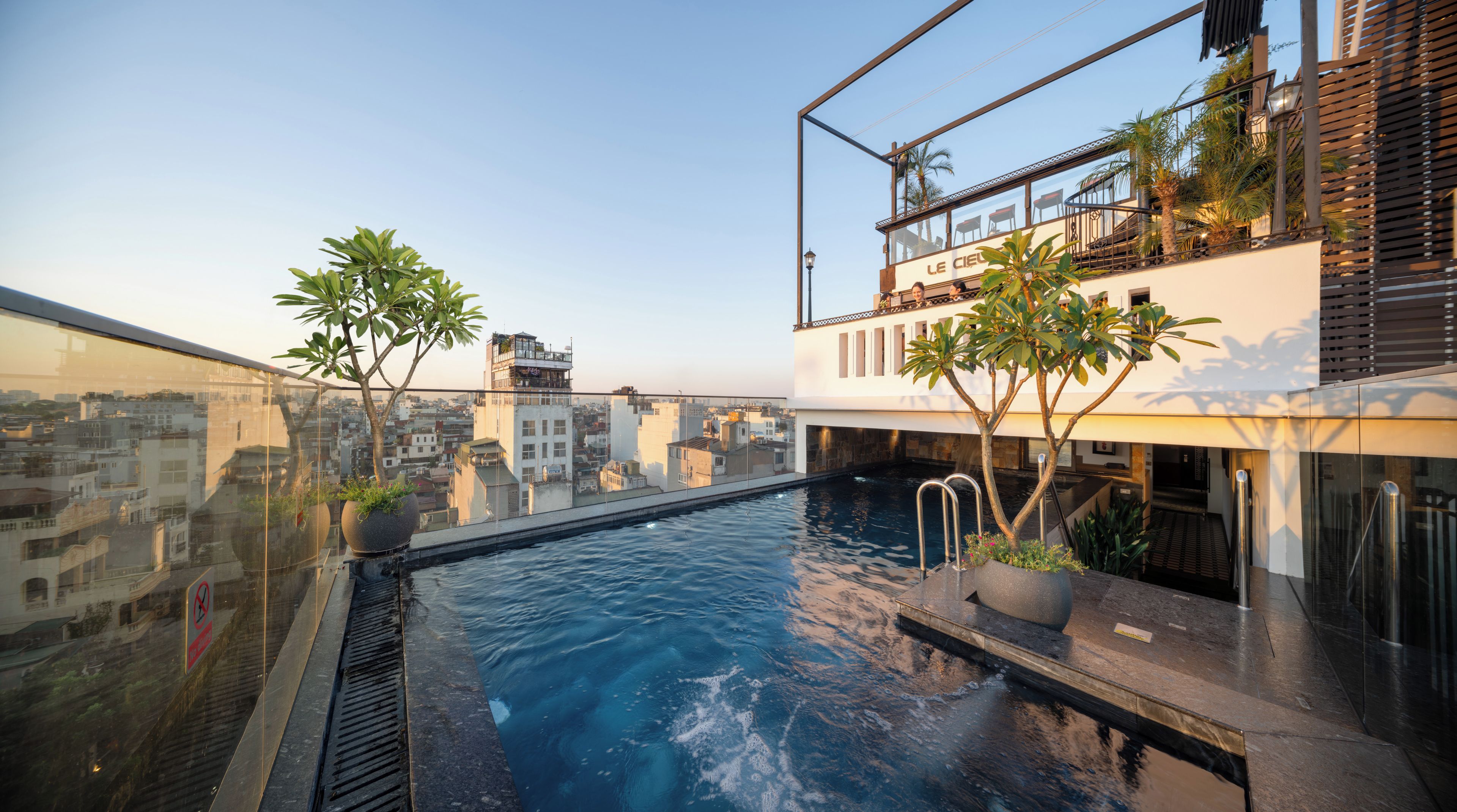Piscina en la azotea