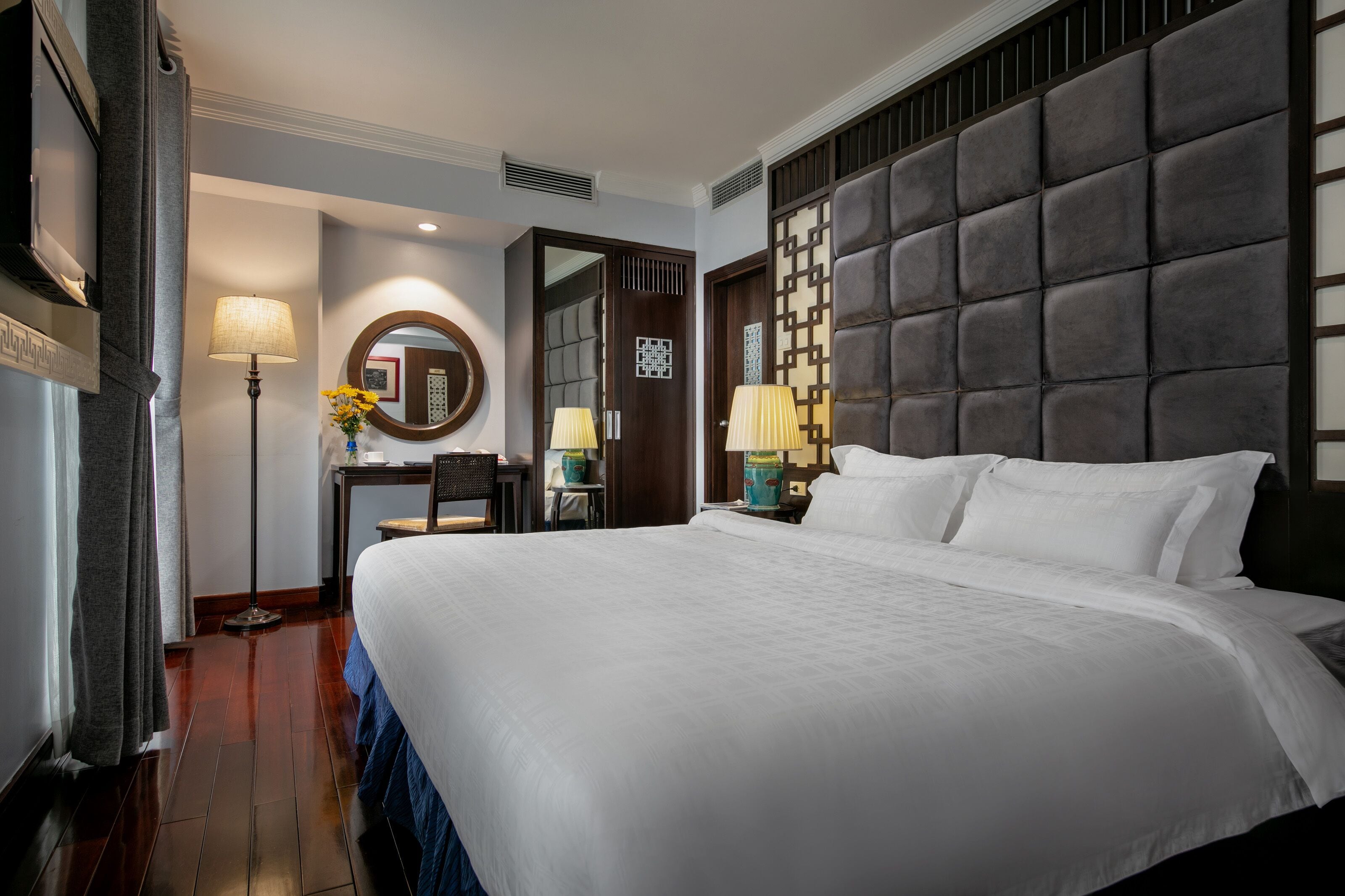 junior double suite balcony street view | 1 bedroom, minibar, in-room safe, individually decorated