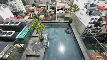 Hồ bơi ngoài trời, dù/ô trên bãi biển/hồ bơi