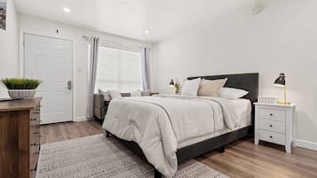 1 bedroom, desk, iron/ironing board, free WiFi