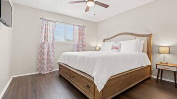 1 bedroom, desk, iron/ironing board, free WiFi