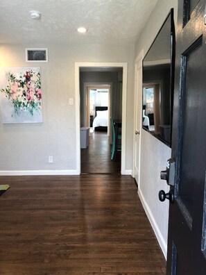 1 camera, ferro/asse da stiro, Wi-Fi, lenzuola