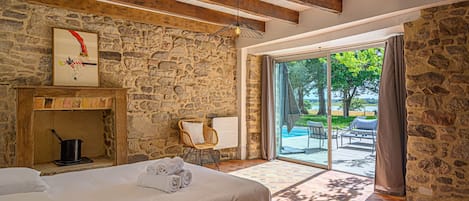 6 Schlafzimmer, Bügeleisen/Bügelbrett, kostenloses WLAN, Bettwäsche