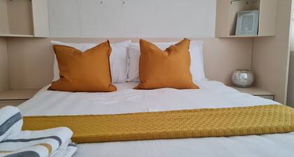 Immaculate 3-bed House With Free Parking in Bolton