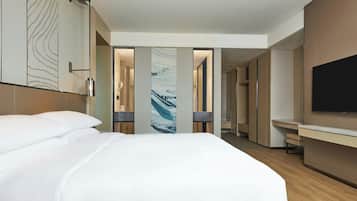 1 phòng ngủ, minibar, két bảo mật tại phòng, bàn