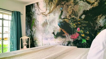 Zebras Dazzle B&B | The Peacock room - full of romance and style