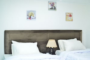 Habitación Confort | Sábanas de algodón egipcio, ropa de cama de alta calidad, minibar