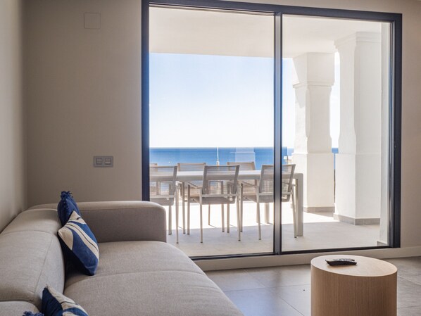 TV, Netflix, streaming services - Blue Suite 2389 Sea Views (Manilva)