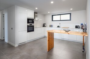 Fridge, microwave, oven, dishwasher - Blue Suite 2389 Sea Views (Manilva)