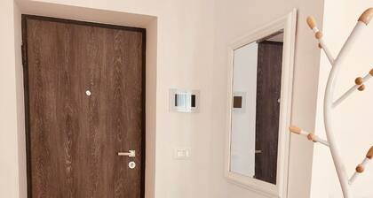 Vibrant Little Jewellery Flat