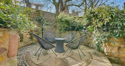 South Stable at Hallsteads: Cosy Stone Cottage, with Parking