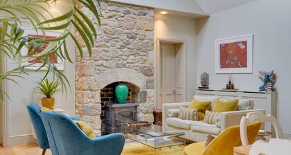 Pope Lodge at Hallsteads: Stunning Stone Coach House Conversion