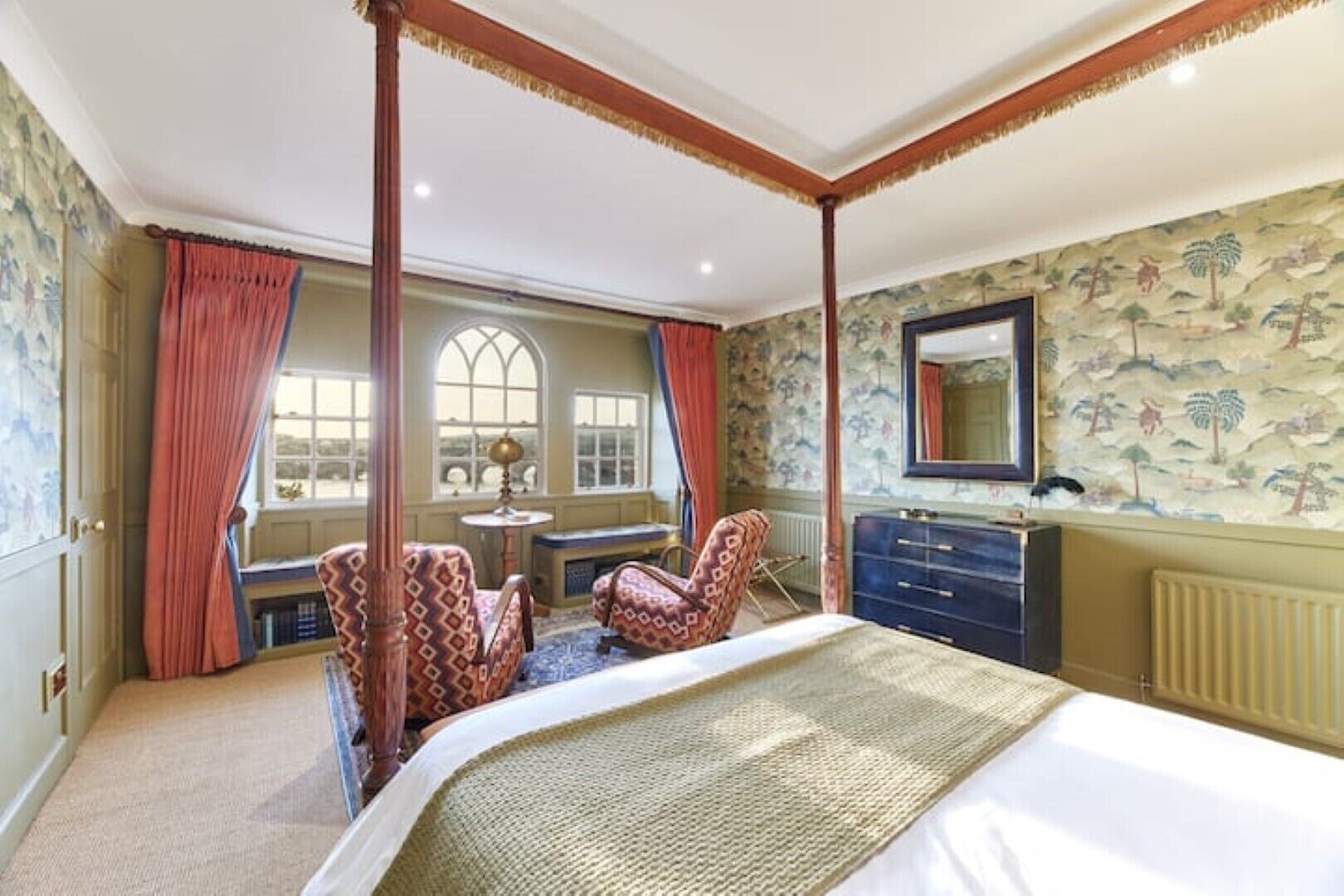 3 bedrooms, iron/ironing board, travel cot, free WiFi