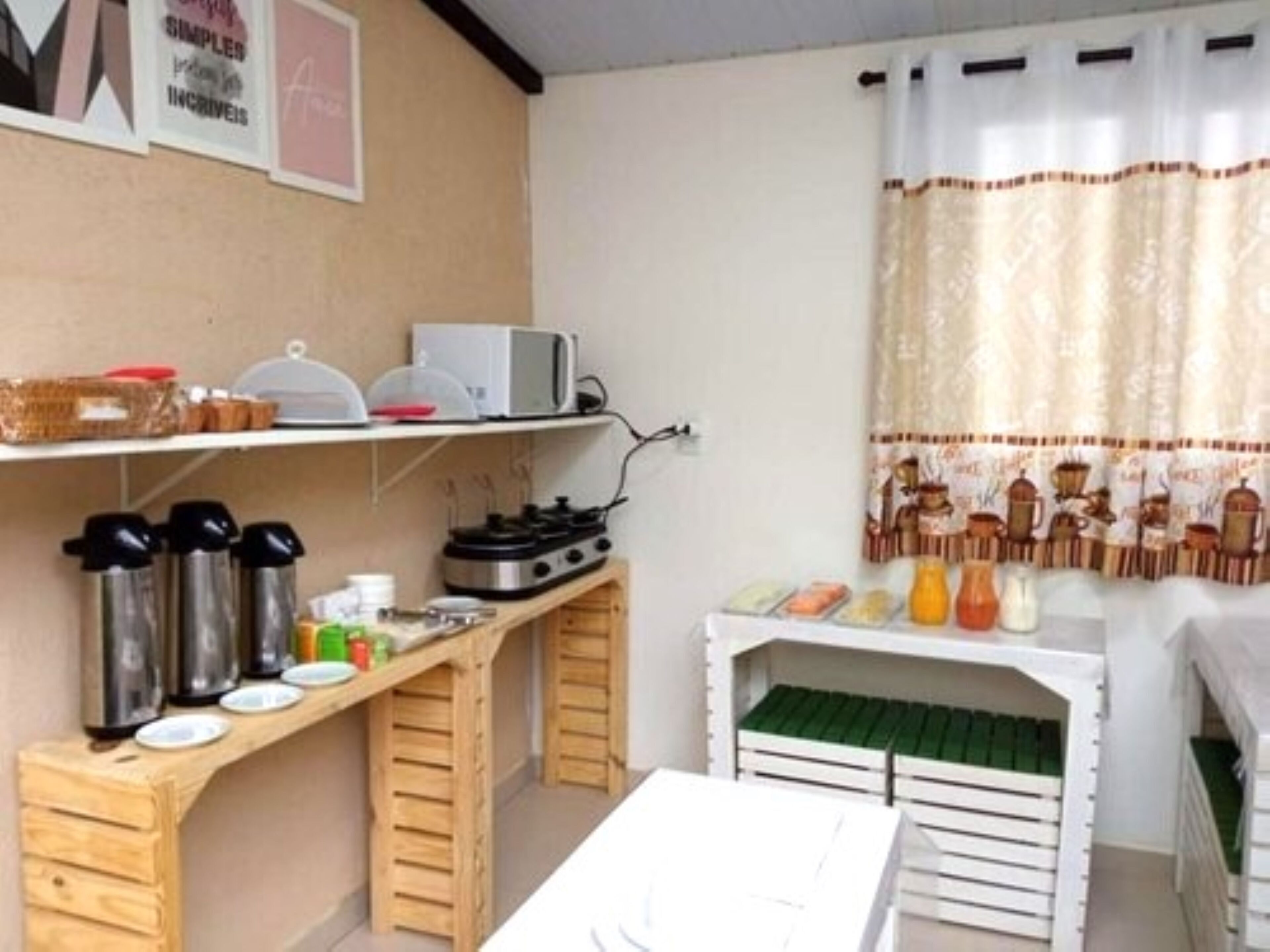 Café da manhã continental grátis todos os dias
