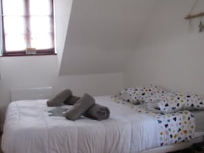 1 habitación, cuna de viaje y wifi