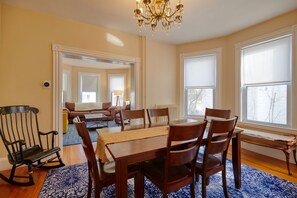 Dining - Beautiful 2BR apartment in historic house. Walkable neighborhood! (Boston)