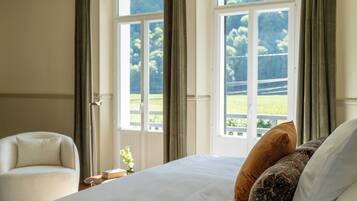 7 chambres, bureau, fer et planche Ă repasser, Wi-Fi gratuit