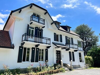 Luxury Pyrenees Villa, Tourmalet, gardens, gym - 7 bedrooms