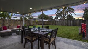 Outdoor dining