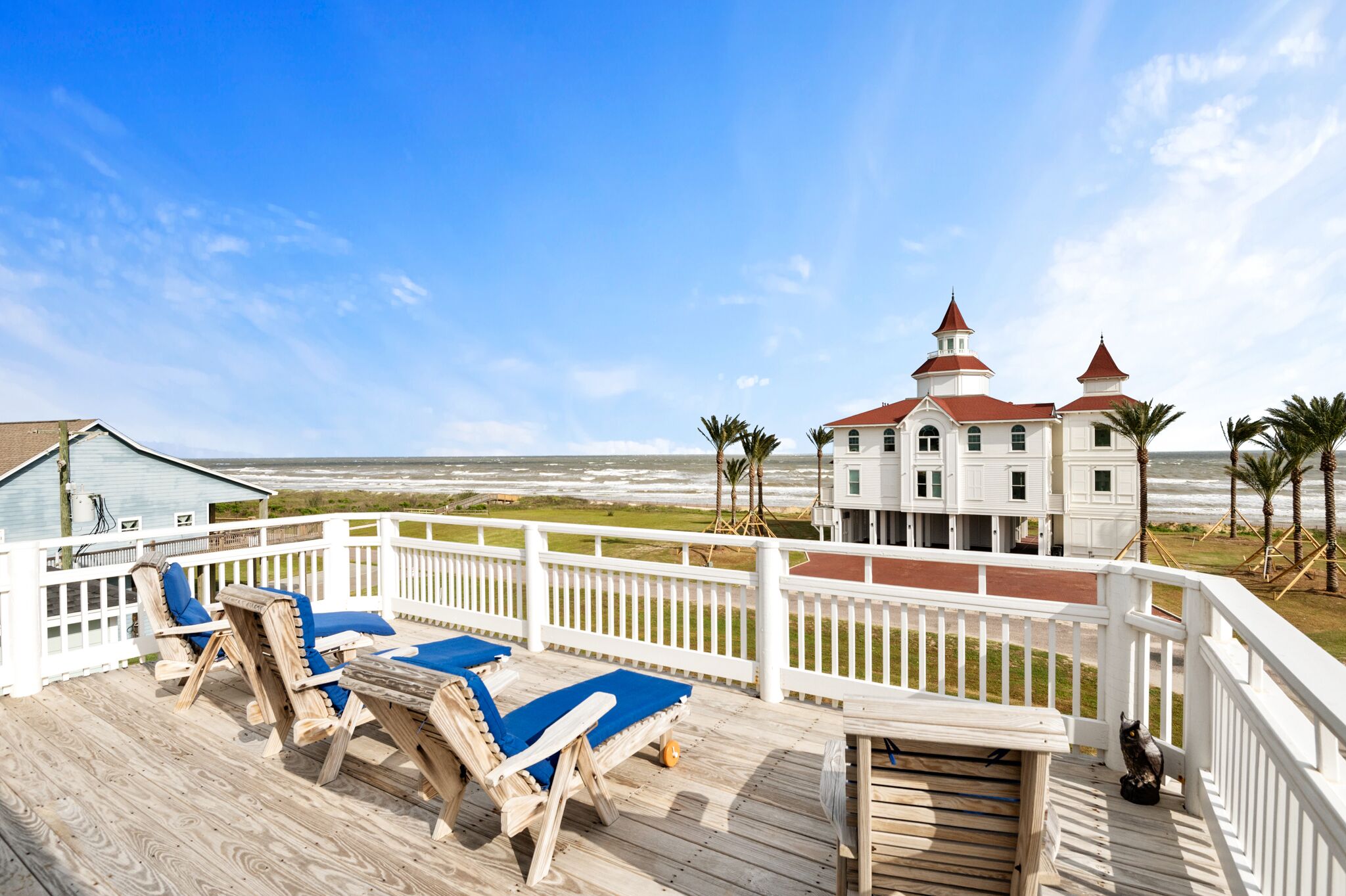 Crystal Beachscape w/ Pool, Arcade, Sleeps 17