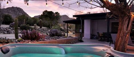 Bain à remous extérieur