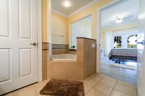 3 bedrooms - 7661 Amazing Condo 3bd/2bth Next to Golf Club (Kissimmee)