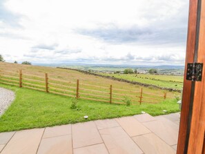 Cottage | Interior - The Herdsman Luxury Shepherds Hut (Barnoldswick)
