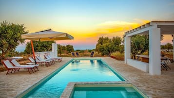 Piscina all'aperto